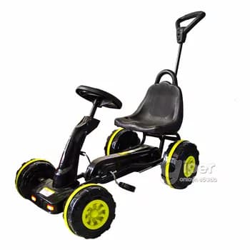 Gezelenç üçin dört tekerli welosiped, gara reňkli