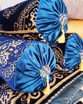 Haly düşek han ýassyk