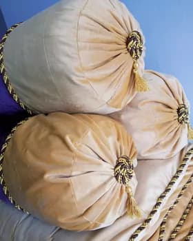 Wilýur düşek han ýassyk