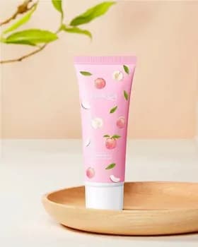 Универсальный крем для тела с персиком Bioaqua