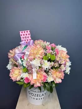 Микс цветы в коробке