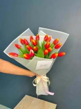21 Тюльпан букет