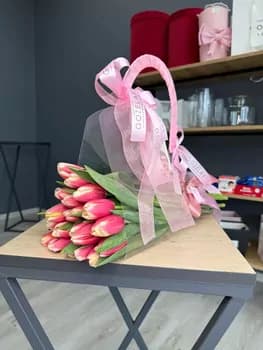 19 тюльпанов сумка