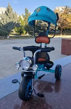 Велосипед с зонтиком