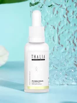Thalia Ýakal we tegmiller üçin Alfa Arbutin syworotkasy - 30 ml