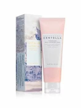 Глубоко очищающая пенка для сужения пор SKIN1004 Madagascar Centella Poremizing Deep Cleansing Foam