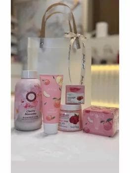 BIOAQUA Zenanlar üçin sowgatlyk toplumy