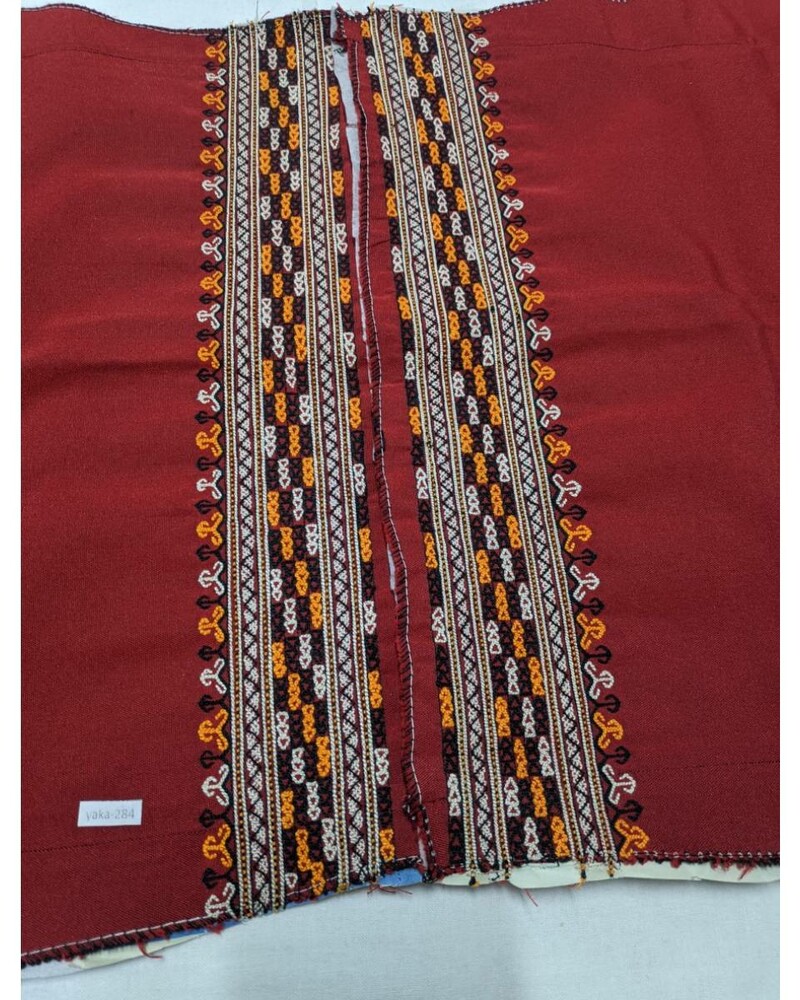 Үлкен мүшесі бар трансвеститтерді қараңыз